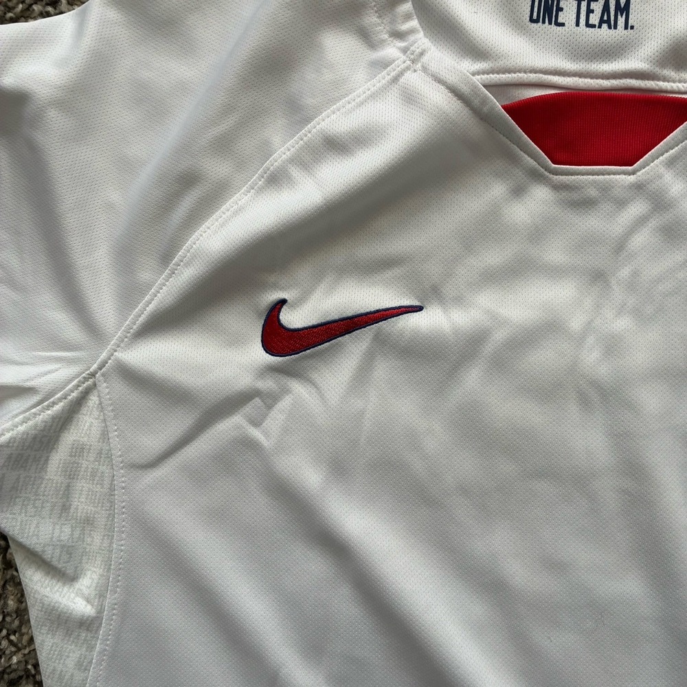 Nike USA Women's M National Team World Cup Soccer 2019/2020 Jersey - Picture 3 of 5